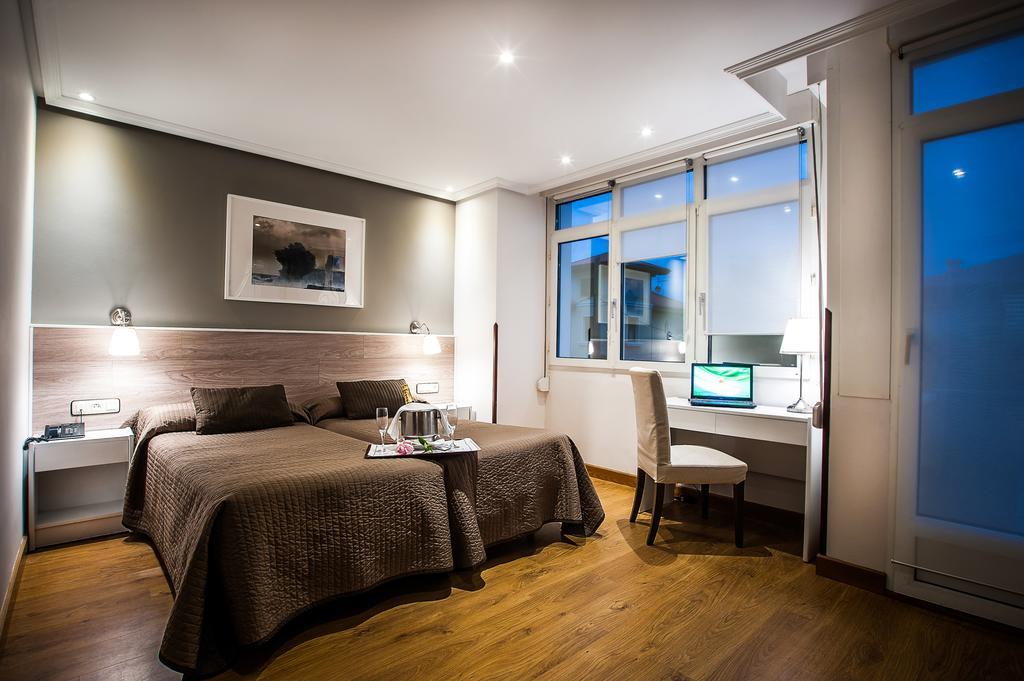Hotel Don Pepe Ria 리바데세야 외부 사진